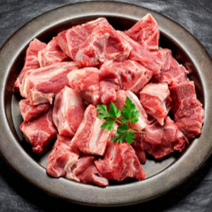 Carne de Res para Guisar Con Hueso ($5.89 / lbs.)